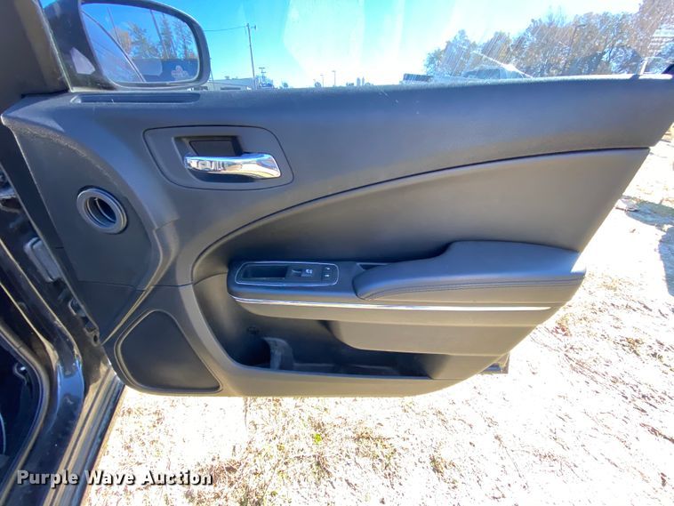 image for item HA9686 2011 Dodge Charger Police