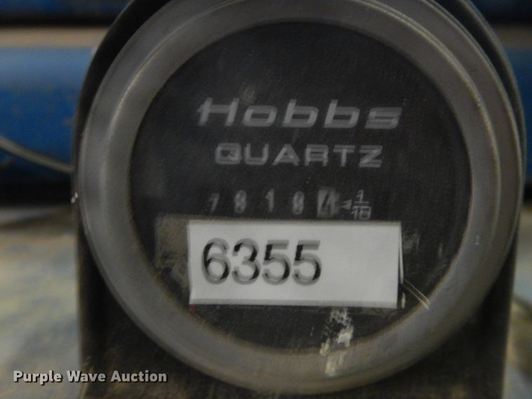 image for item HL9693 1975 Ford 7000  tractor