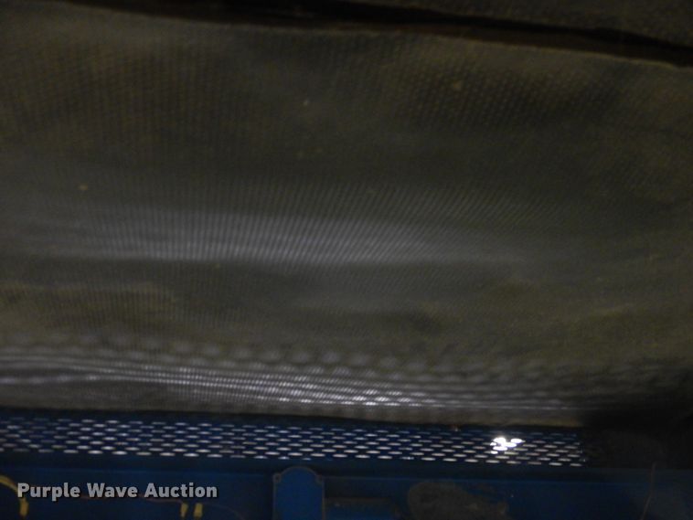 image for item HL9693 1975 Ford 7000  tractor