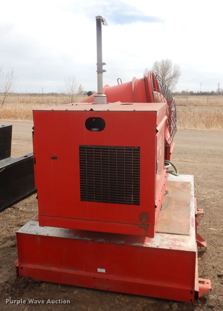 image for item HL9699 FMC 100K-300G orchard sprayer