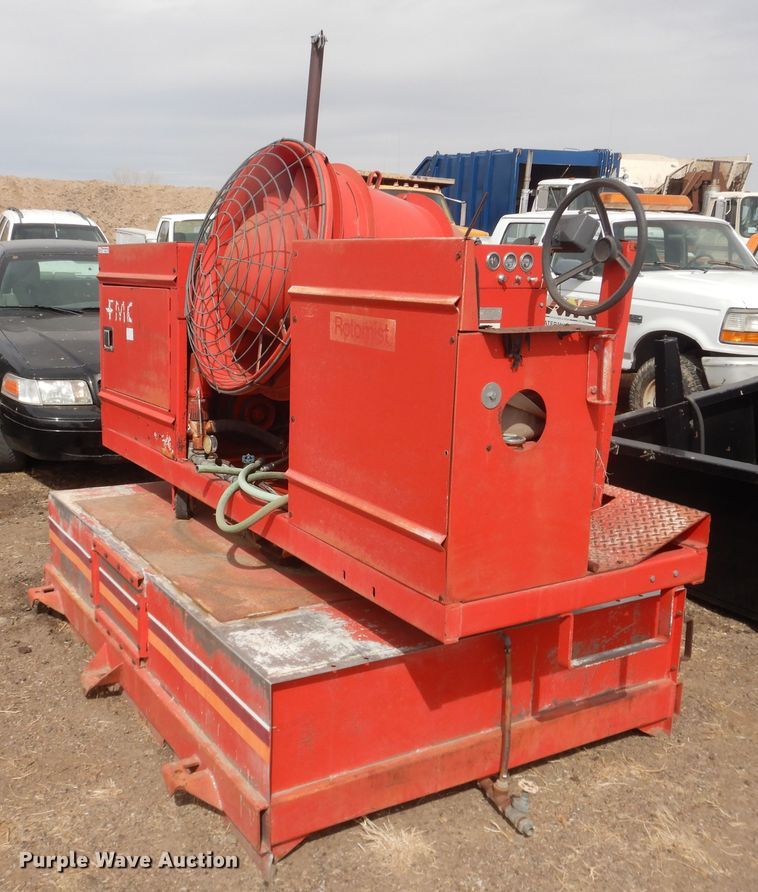 image for item HL9699 FMC 100K-300G orchard sprayer