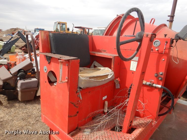 image for item HL9699 FMC 100K-300G orchard sprayer