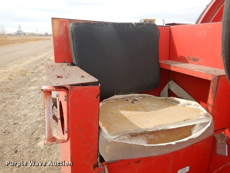 image for item HL9699 FMC 100K-300G orchard sprayer