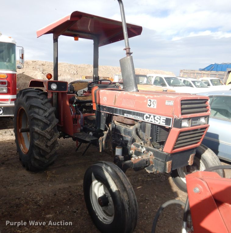 image for item HL9703 1990 Case IH 685  tractor