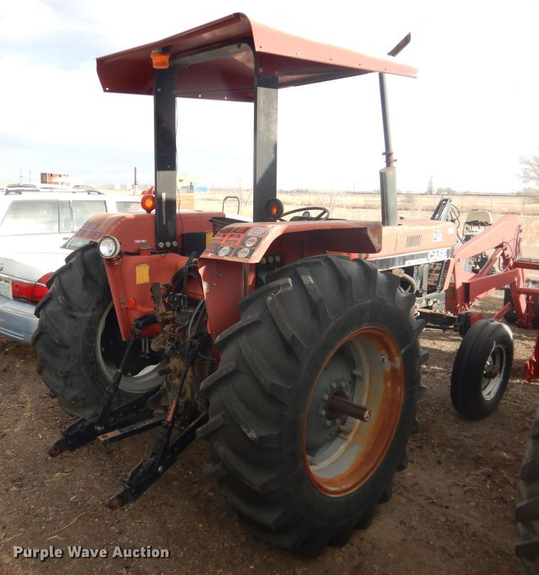 image for item HL9703 1990 Case IH 685  tractor
