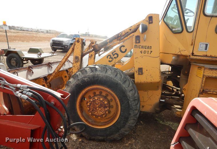 image for item HL9704 Clark 35GMC  wheel loader