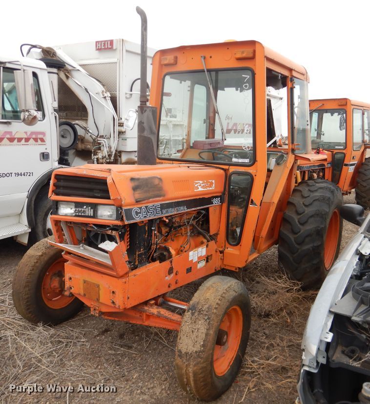 image for item HL9709 1987 Case IH 885  tractor