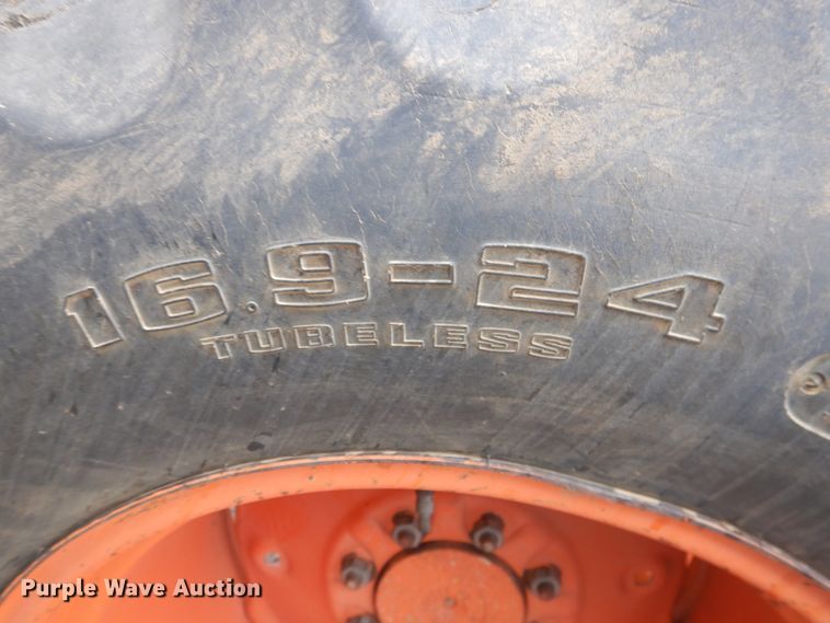 image for item HL9709 1987 Case IH 885  tractor