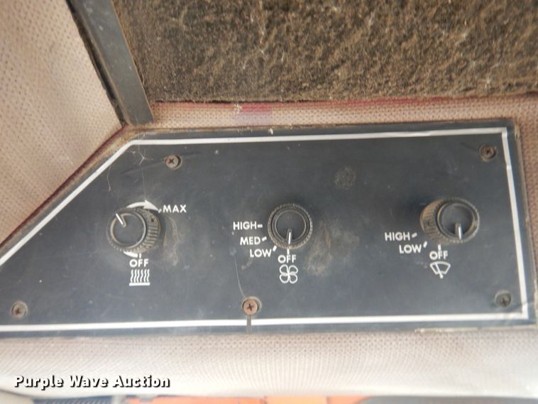 image for item HL9710 1987 Case IH 685  tractor