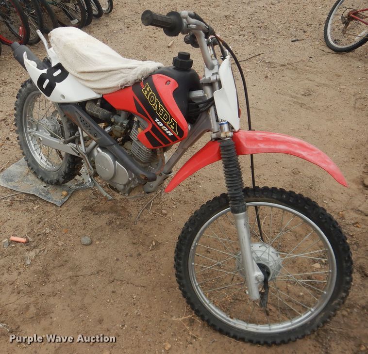 image for item HL9714 2001 Honda XR100R dirk bike