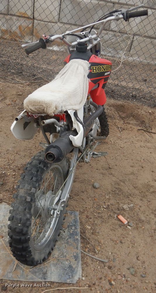 image for item HL9714 2001 Honda XR100R dirk bike