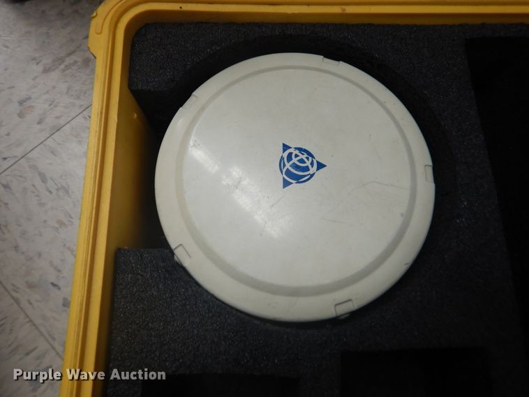 image for item HL9725 Trimble R6 Model 3 GPS receiver