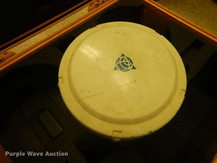 image for item HL9726 Trimble R6 Model 3 GPS receiver