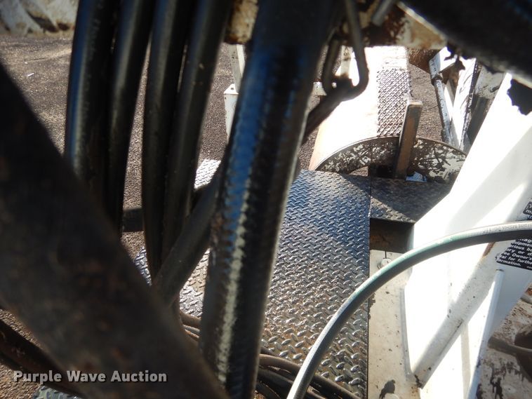 image for item HL9730 2003 International 7400  grapple loader truck