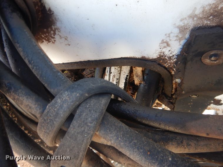 image for item HL9730 2003 International 7400  grapple loader truck