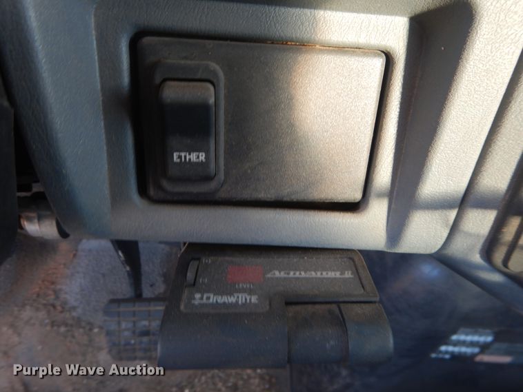 image for item HL9730 2003 International 7400  grapple loader truck