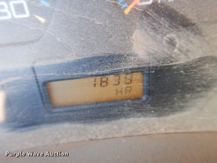 image for item HL9730 2003 International 7400  grapple loader truck