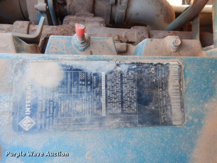 image for item HL9730 2003 International 7400  grapple loader truck