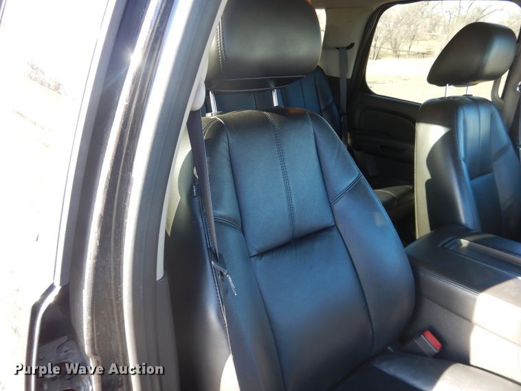 image for item HL9732 2011 Chevrolet Tahoe  SUV