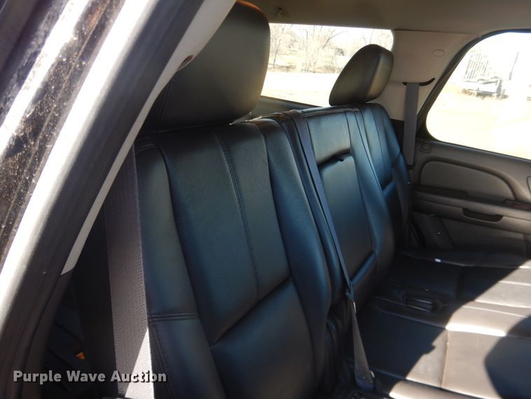 image for item HL9732 2011 Chevrolet Tahoe  SUV