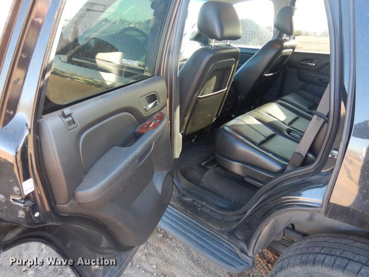 image for item HL9732 2011 Chevrolet Tahoe  SUV