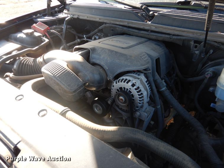 image for item HL9732 2011 Chevrolet Tahoe  SUV