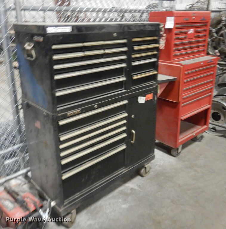 image for item HL9744 (2) toolboxes