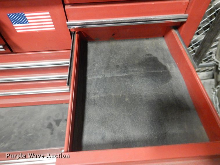 image for item HL9744 (2) toolboxes