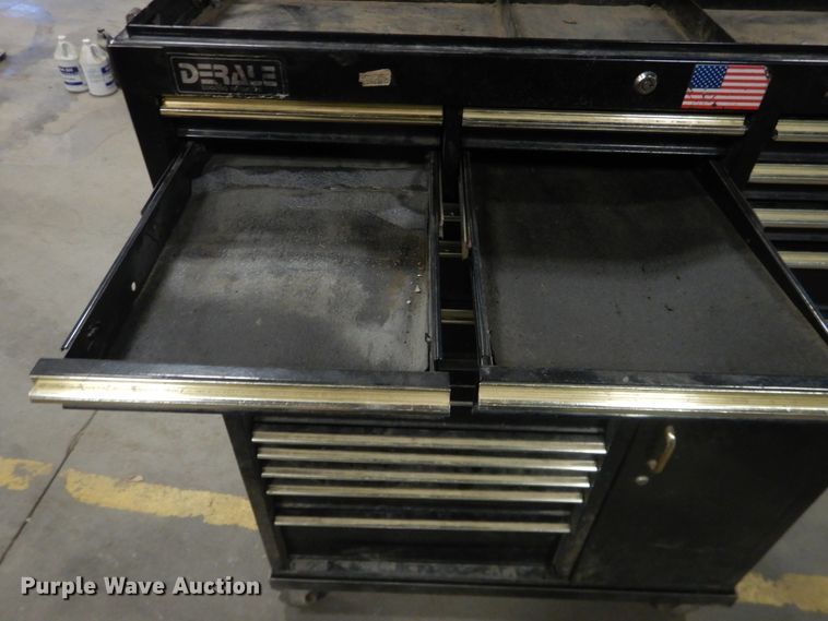 image for item HL9746 Toolbox
