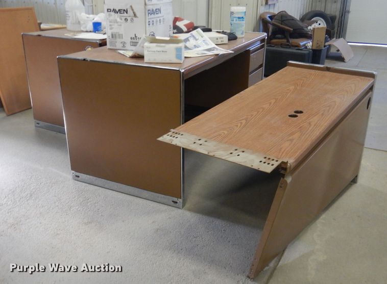 image for item HL9747 (2) desks