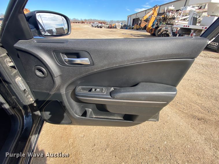 image for item HR9449 2016 Dodge Charger Police