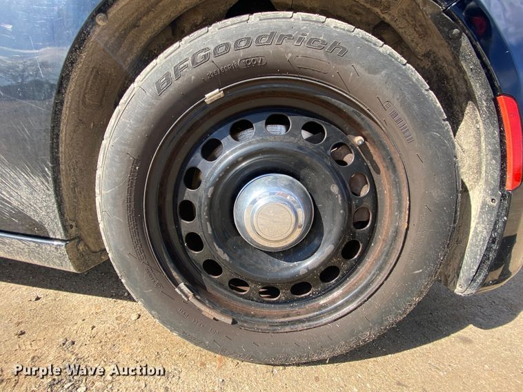 image for item HR9449 2016 Dodge Charger Police