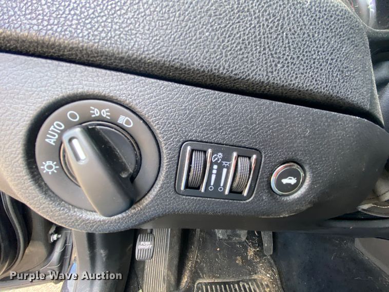 image for item HR9450 2014 Dodge Charger Police