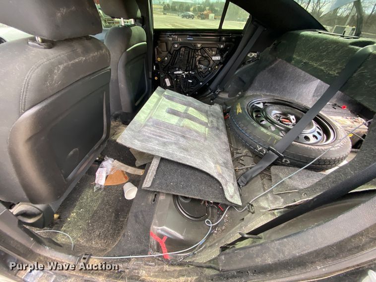 image for item HR9450 2014 Dodge Charger Police