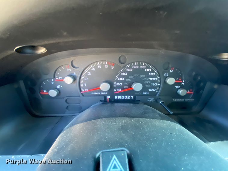 image for item HR9453 2005 Ford Explorer  SUV