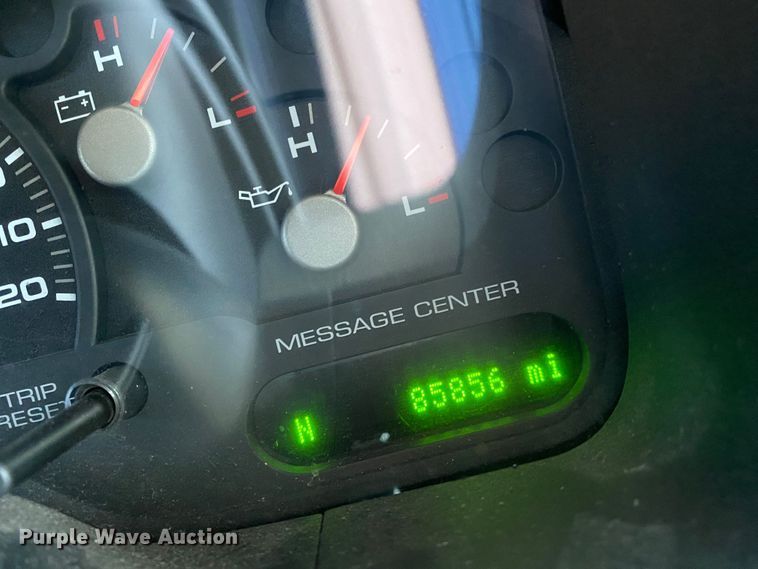 image for item HR9453 2005 Ford Explorer  SUV