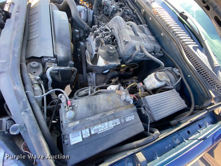 image for item HR9453 2005 Ford Explorer  SUV