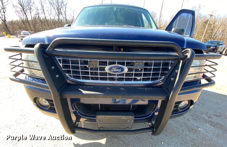 image for item HR9453 2005 Ford Explorer  SUV