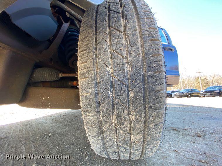 image for item HR9453 2005 Ford Explorer  SUV