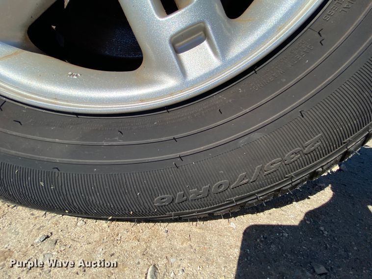 image for item HR9453 2005 Ford Explorer  SUV