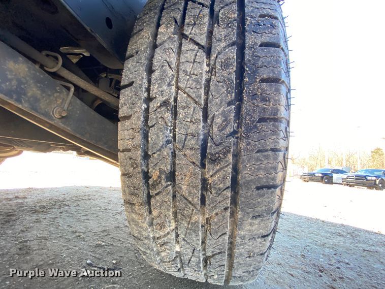 image for item HR9453 2005 Ford Explorer  SUV