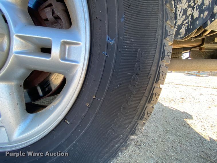 image for item HR9453 2005 Ford Explorer  SUV