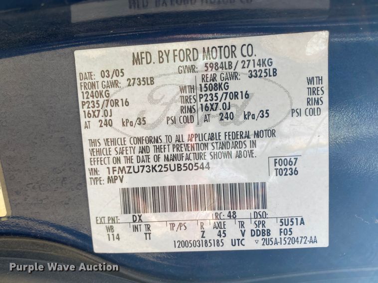 image for item HR9453 2005 Ford Explorer  SUV