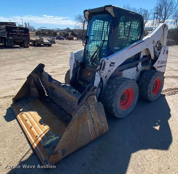 image for item HR9454 2010 Bobcat S650  skid steer loader