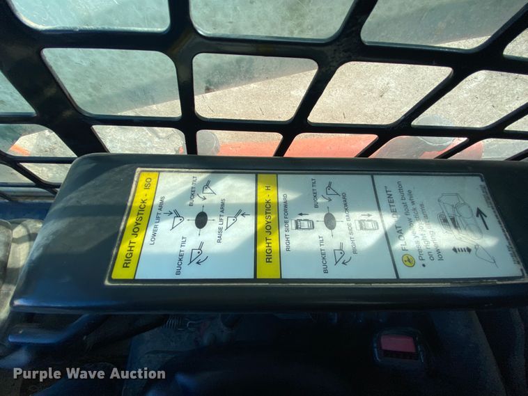 image for item HR9454 2010 Bobcat S650  skid steer loader