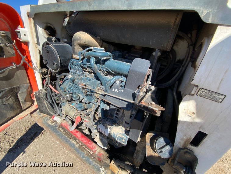 image for item HR9454 2010 Bobcat S650  skid steer loader