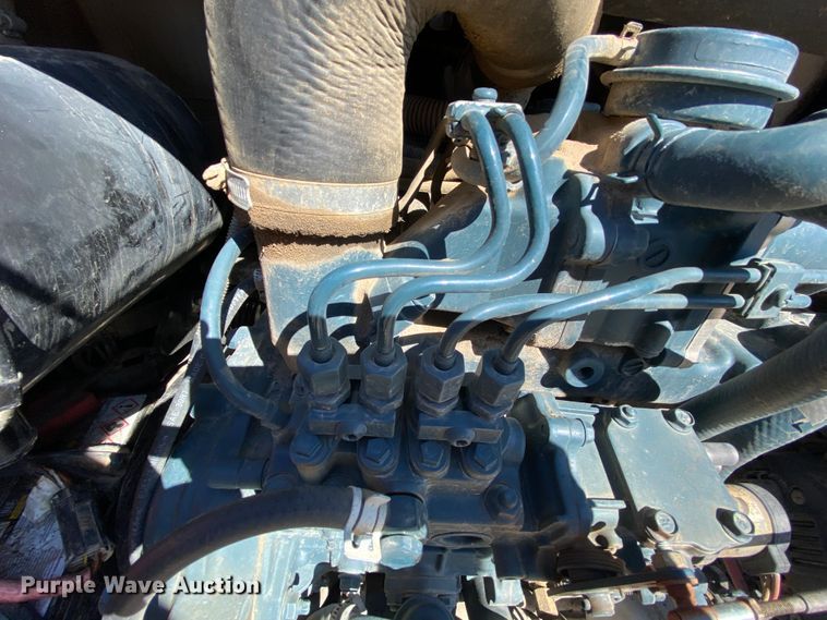 image for item HR9454 2010 Bobcat S650  skid steer loader