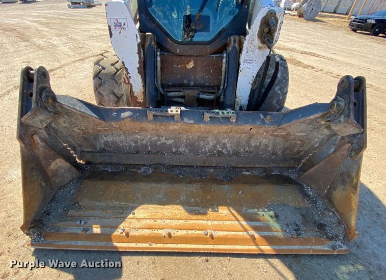 image for item HR9454 2010 Bobcat S650  skid steer loader