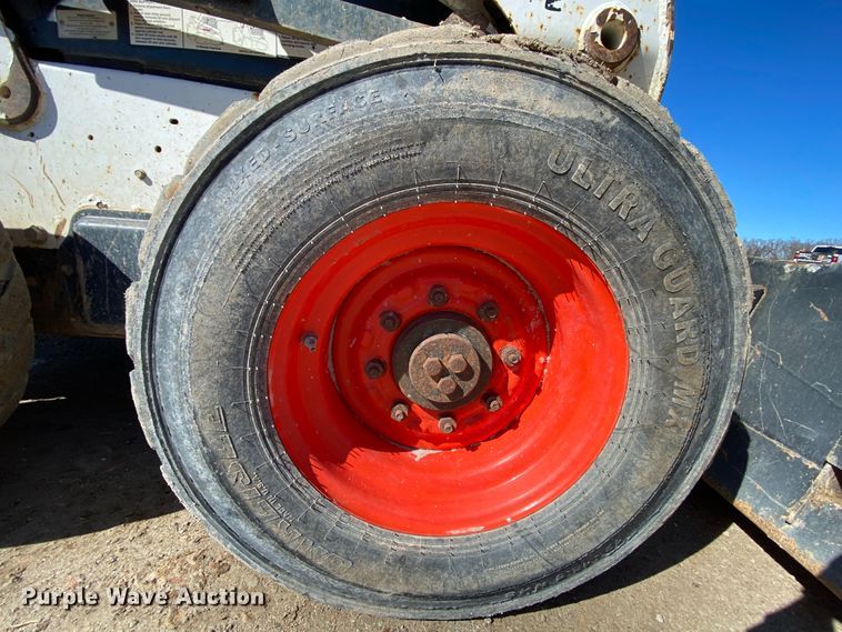 image for item HR9454 2010 Bobcat S650  skid steer loader