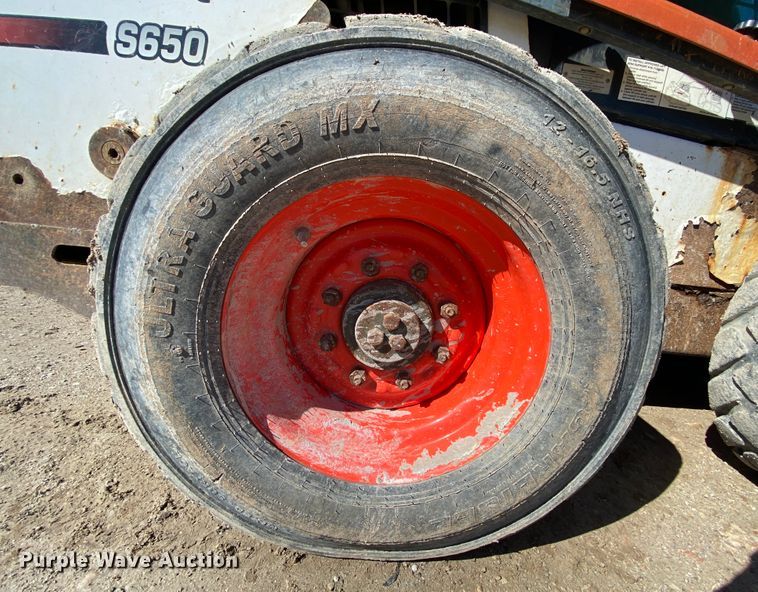 image for item HR9454 2010 Bobcat S650  skid steer loader